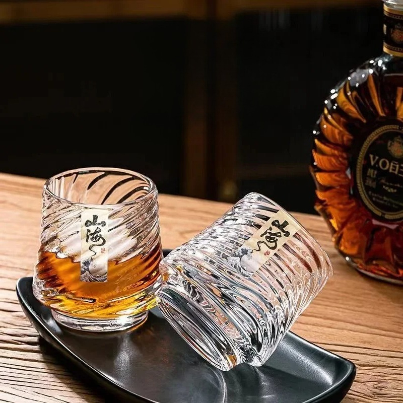 Wine Beer The Whiskey - Zestaw szklanych kieliszków do whisky Shanhai,